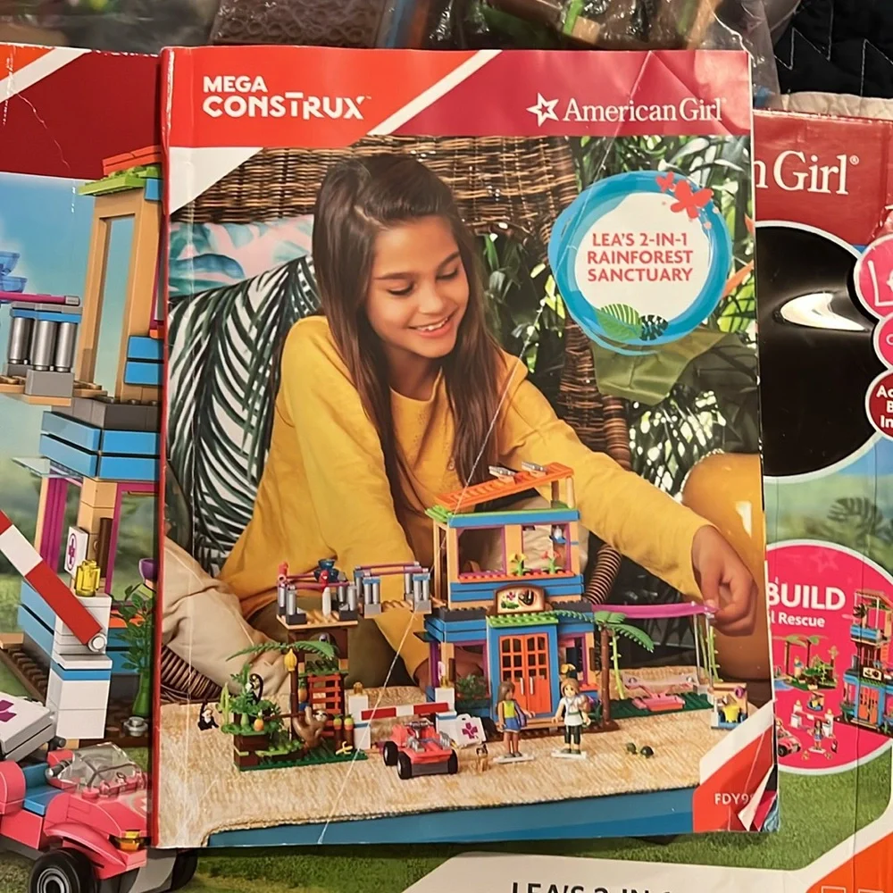 American Girl Mega Construct Lea’s Rainforest 2-in-1 - Picture 3 of 4